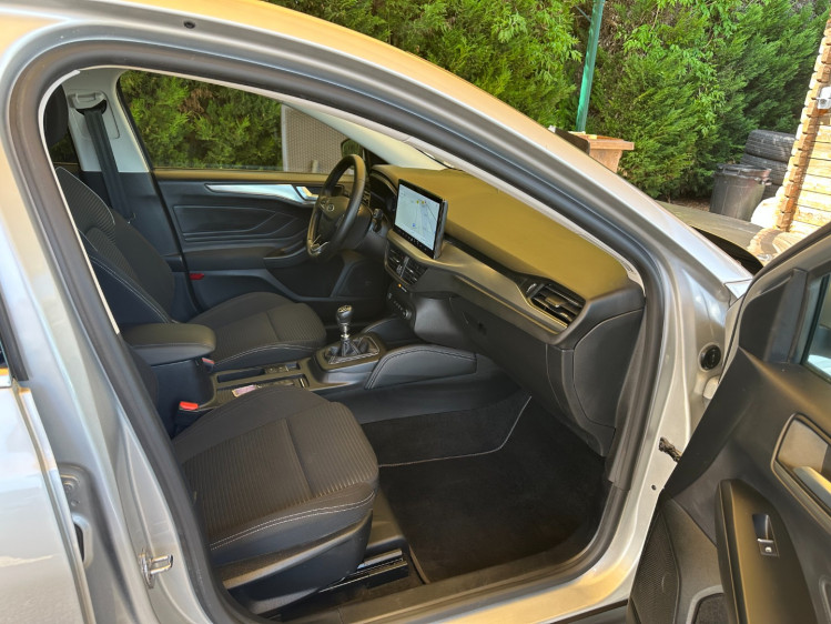 FORD FOCUS NOUVELLE 1.0 flexifuel (&eacute;thanol) 125cv mhev hybride titanium x business 5portes
