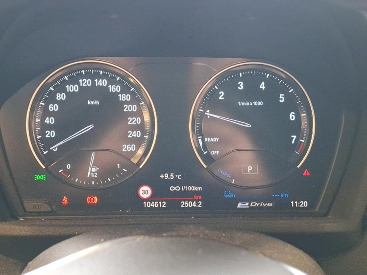 BMW X1 xdrive 4x4 25e 220cv hybride rechargeable business d&eacute;sign boite auto