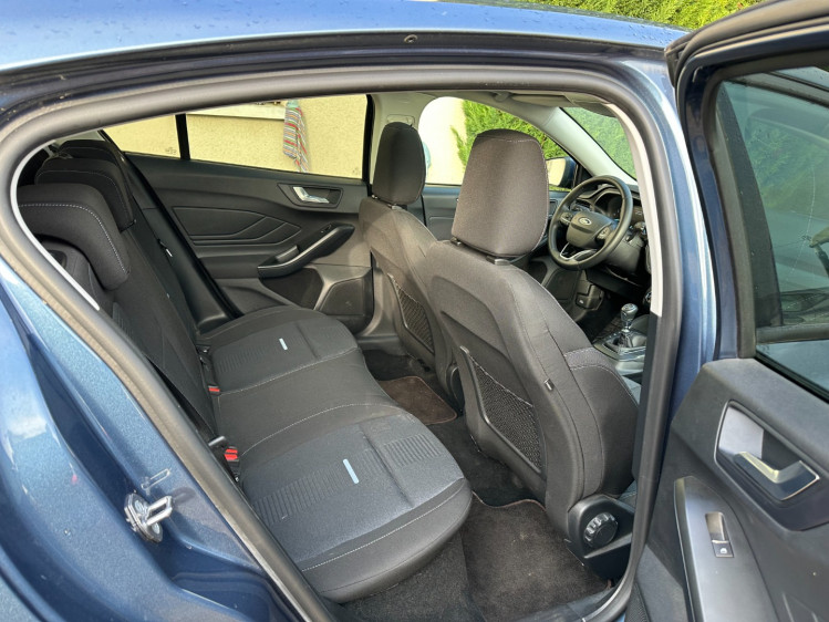 FORD FOCUS NOUVELLE 1.0 flexifuel (&eacute;thanol) 125cv mhev hybride active style + options (pack hiver + toit pano +...) 5portes