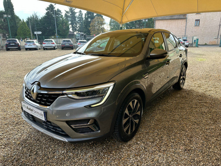 RENAULT ARKANA 1.6 E-tech 145cv business