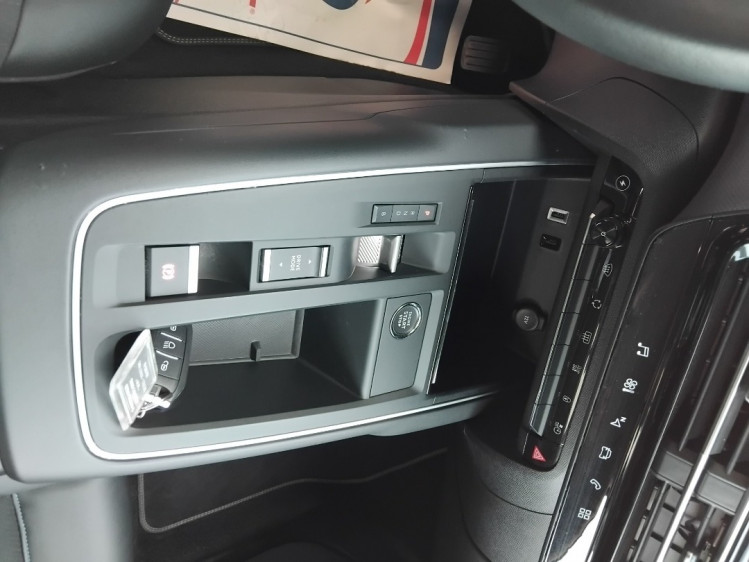 CITRO&Euml;N C5 AIRCROSS NOUVEAU 1.6 hybrid 225cv rechargeable c-s&eacute;ries eat8 boite auto....