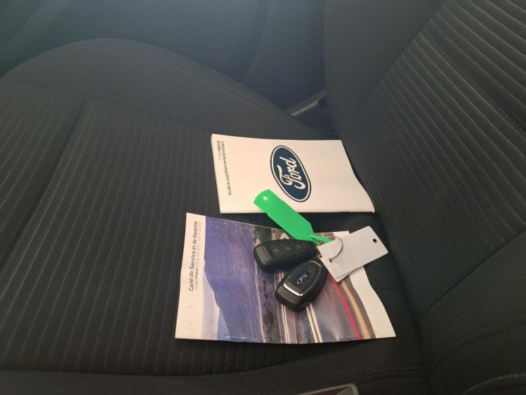 FORD FOCUS NOUVELLE 1.0 flexifuel (&eacute;thanol) 125cv mhev hybride titanium business x business 5portes