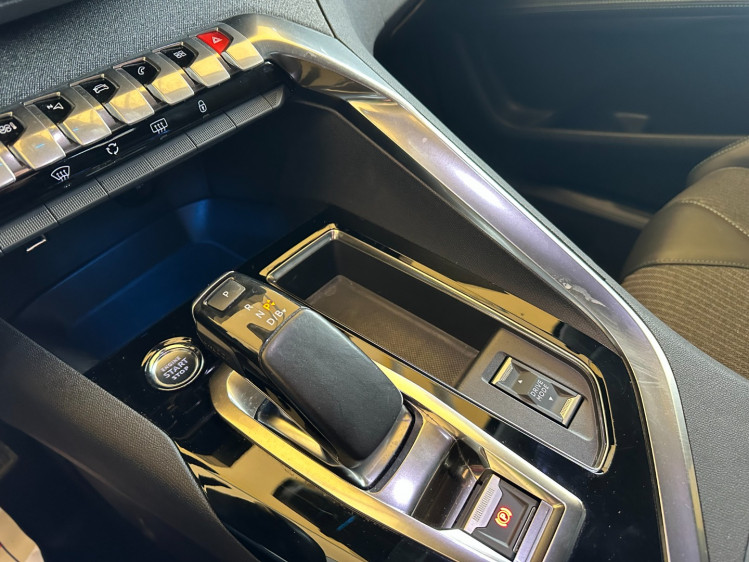 PEUGEOT 3008 NOUVEAU 1.6 hybrid 225cv rechargeable allure pack + pack drive assist go / e-eat8 boite auto