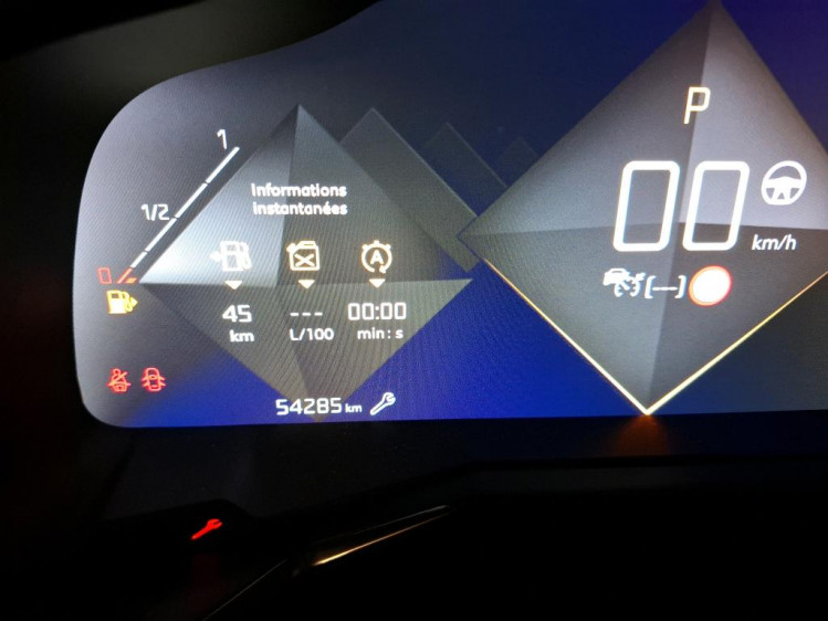 DS AUTOMOBILES DS7 CROSSBACK 1.6 essence 180cv louvre eat8 boite auto