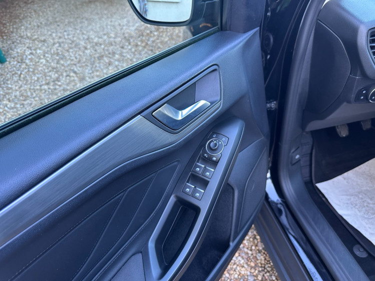 FORD FOCUS SW NOUVELLE 1.5 &eacute;coblue 120cv titanium x business 