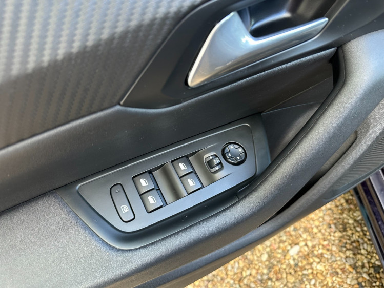 PEUGEOT 508 BERLINE 1.5 bluehdi 130cv allure pack + si&egrave;ges chauffants +... eat8 boite auto....