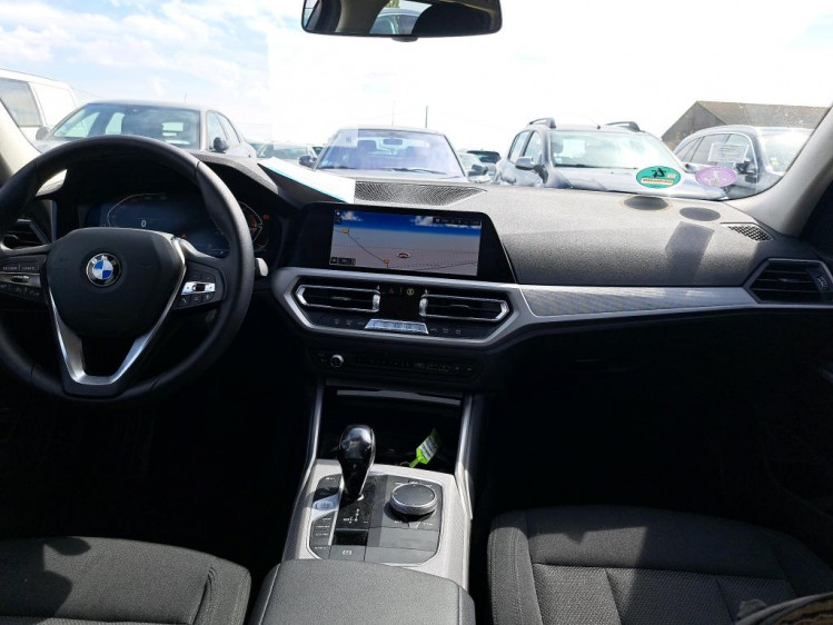 BMW 318I TOURING BREAK 2.0iA 156cv lounge boite auto