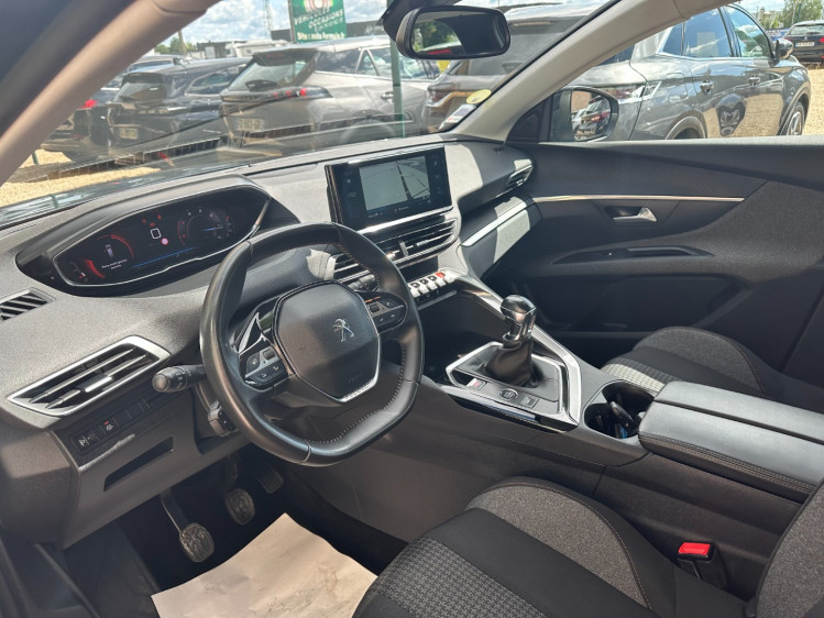 PEUGEOT 5008 NOUVEAU 1.5 bluehdi 130cv active pack boite manuelle 7places