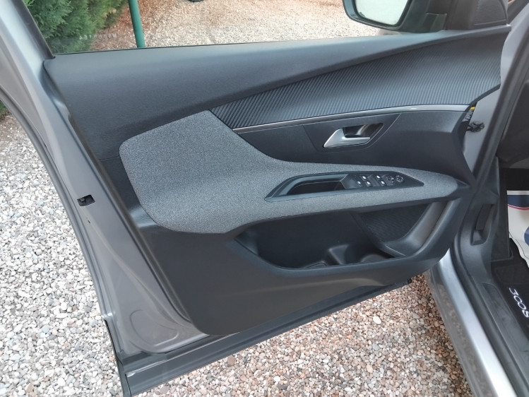 PEUGEOT 3008 NOUVEAU 1.5 bluehdi 130cv active business 
