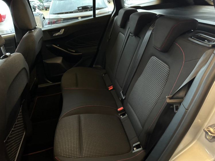 FORD FOCUS SW NOUVELLE 1.5 &eacute;coblue 120cv st line boite auto