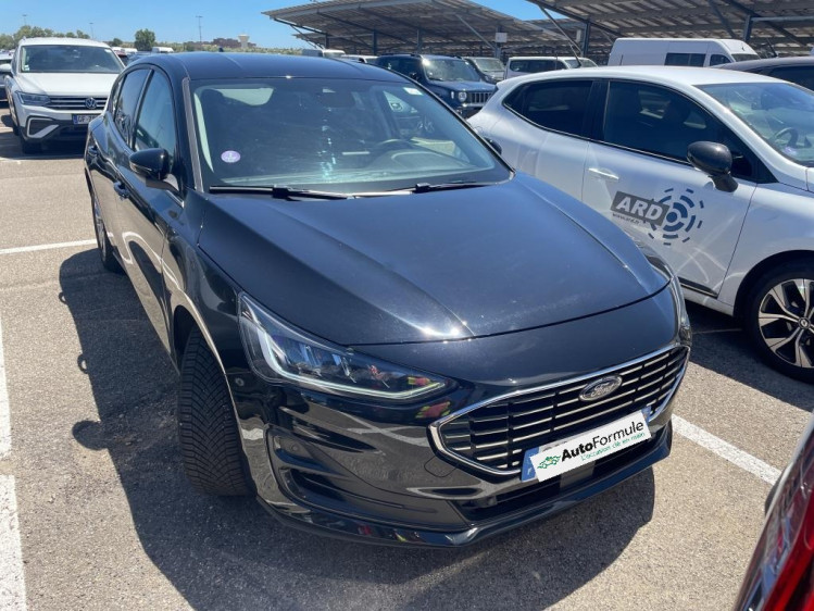 FORD FOCUS NOUVELLE 1.0 flexifuel (&eacute;thanol) 125cv mhev hybride titanium x business 5portes