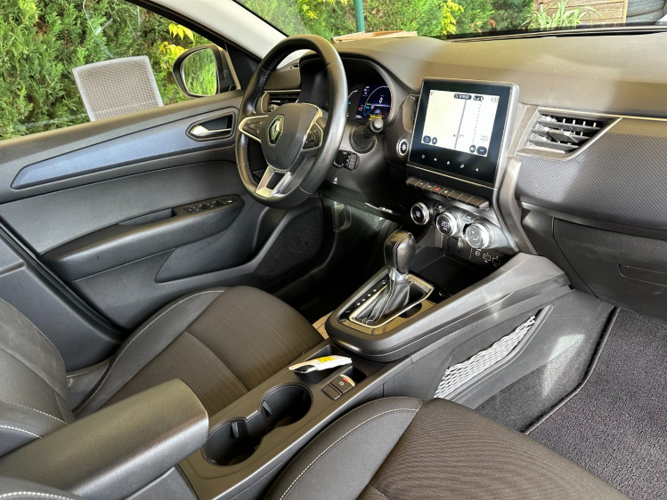 RENAULT ARKANA 1.6 E-tech 145cv business