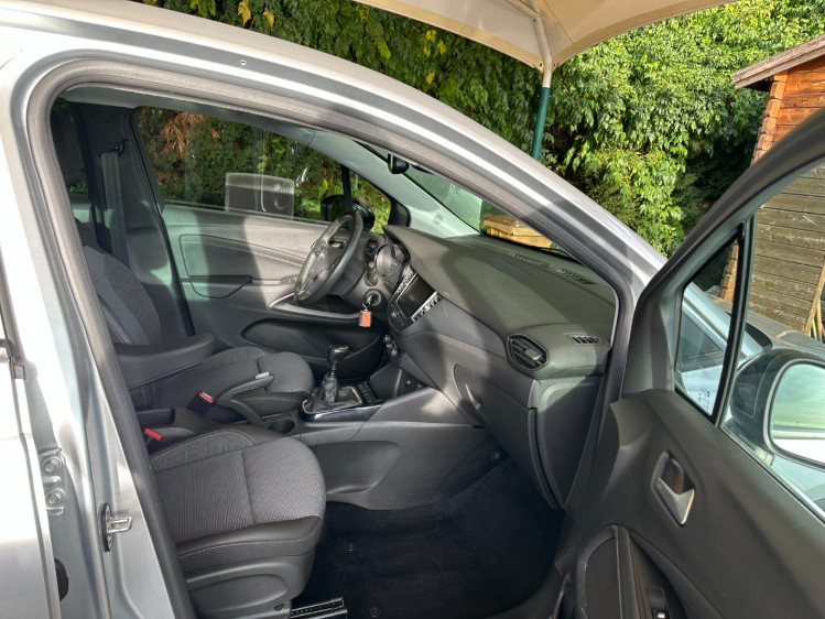 OPEL CROSSLAND 1.5 diesel 110cv &eacute;l&eacute;gance business 