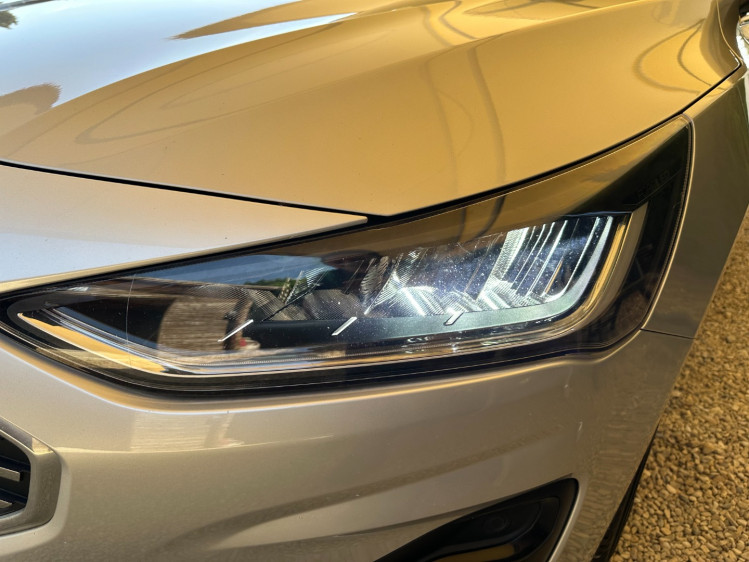 FORD FOCUS NOUVELLE 1.0 flexifuel (&eacute;thanol) 125cv mhev hybride titanium x business 5portes