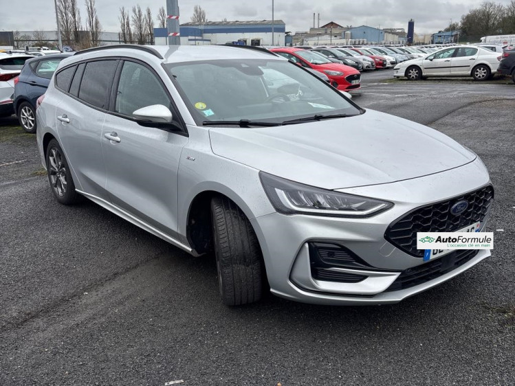 FORD FOCUS SW NOUVELLE 1.5 &eacute;coblue 120cv st line boite auto