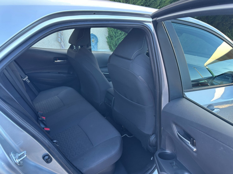 TOYOTA COROLLA 1.8 hybride 122h dynamic business+ cvt boite auto 5portes