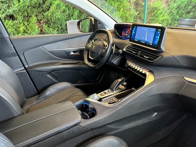 PEUGEOT 3008 NOUVEAU 1.6 hybrid 225cv rechargeable allure pack + pack drive assist go / e-eat8 boite auto