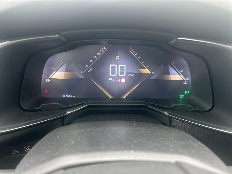 DS AUTOMOBILES DS7 CROSSBACK 1.6 essence 180cv grand chic eat8 boite auto