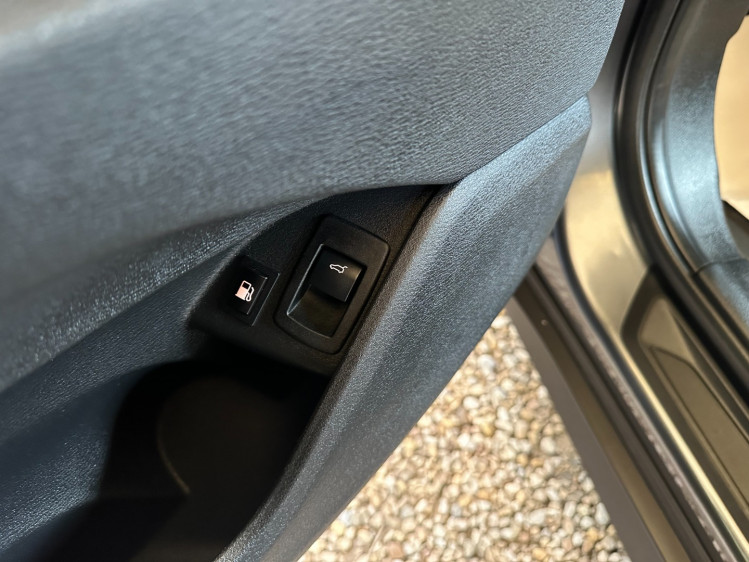 BMW X1 xdrive 4x4 25e 220cv hybride rechargeable business d&eacute;sign boite auto