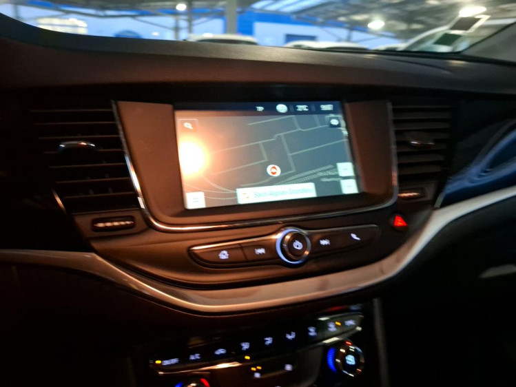 OPEL ASTRA BERLINE 1.5 diesel 122cv élégance business 5portes