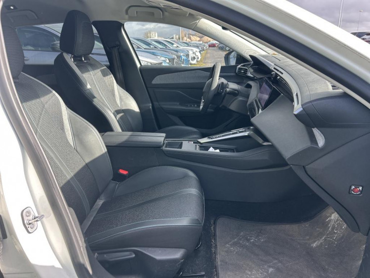 PEUGEOT 308 SW NOUVELLE 1.5 bluehdi 130cv allure pack eat8 boite auto....