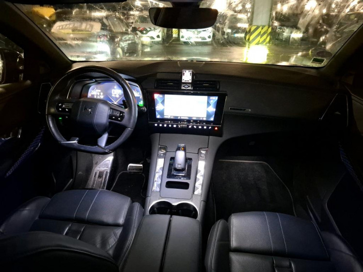 DS AUTOMOBILES DS7 CROSSBACK 1.6 essence 180cv louvre eat8 boite auto