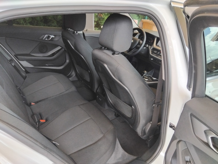 BMW SERIE 1 116i business d&eacute;sign 109cv dkg7 boite auto