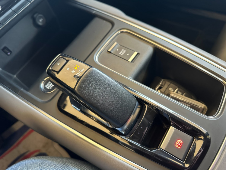 CITRO&Euml;N C5 AIRCROSS 1.6 hybrid 225cv rechargeable business e-eat8 boite auto