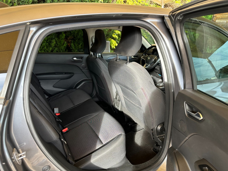 RENAULT ARKANA 1.6 E-tech 145cv business