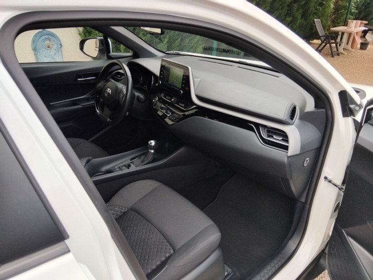 TOYOTA C-HR 1.8 hybride 122h dynamic business+ cvt boite auto 