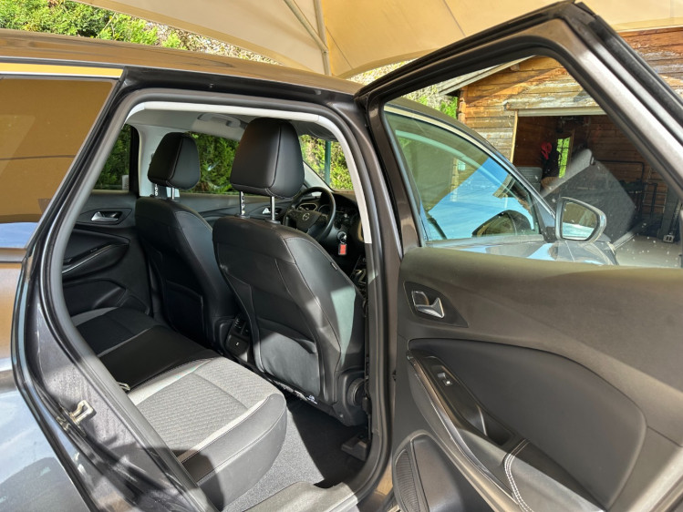 OPEL GRANDLAND X 1.5 diesel 130cv &eacute;l&eacute;gance business boite auto 8