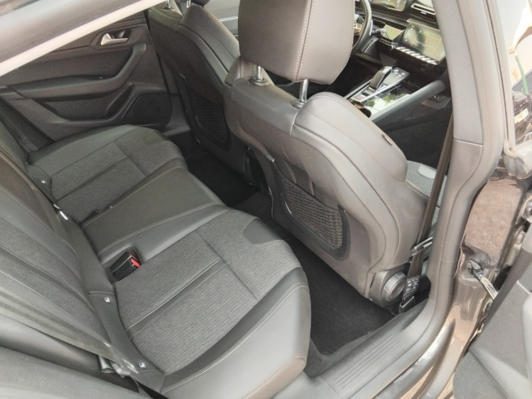 PEUGEOT 508 BERLINE 1.6 hybrid 225cv rechargeable allure business e-eat8 boite auto