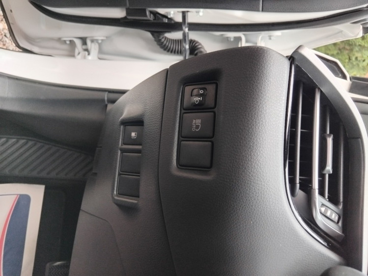 TOYOTA C-HR 1.8 hybride 122h dynamic business+ cvt boite auto 