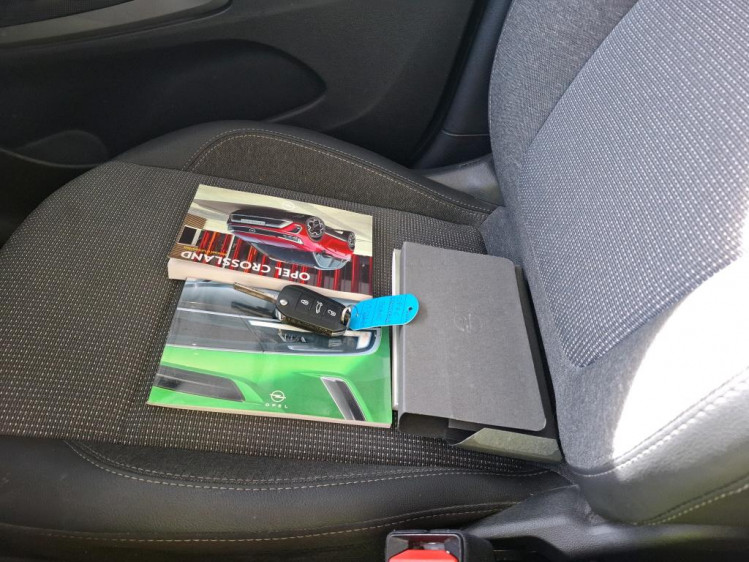 OPEL CROSSLAND 1.5 diesel 120cv élégance business bva6 boite auto