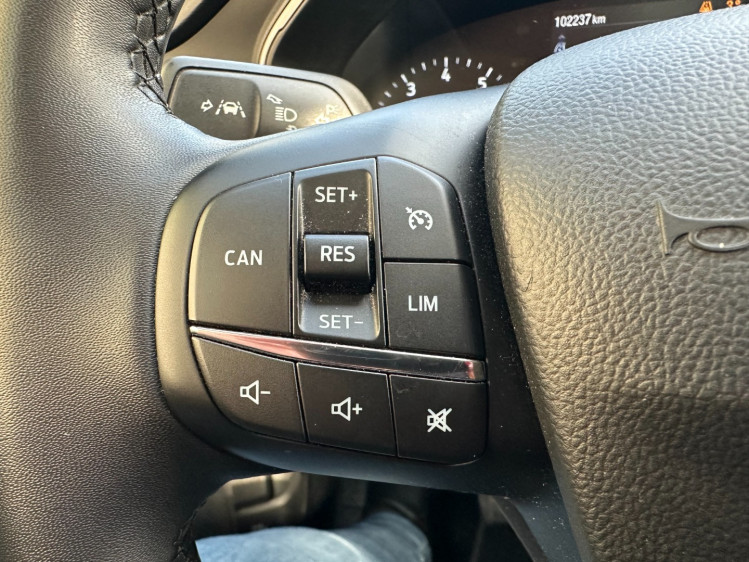 FORD FOCUS NOUVELLE 1.0 flexifuel (&eacute;thanol) 125cv mhev hybride active style + options (pack hiver + toit pano +...) 5portes