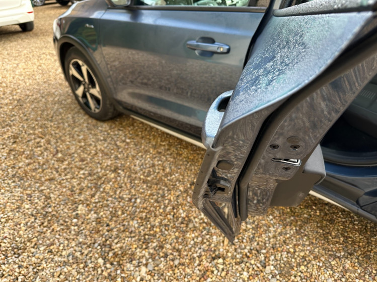 FORD FOCUS NOUVELLE 1.0 flexifuel (&eacute;thanol) 125cv mhev hybride active style + options (pack hiver + toit pano +...) 5portes