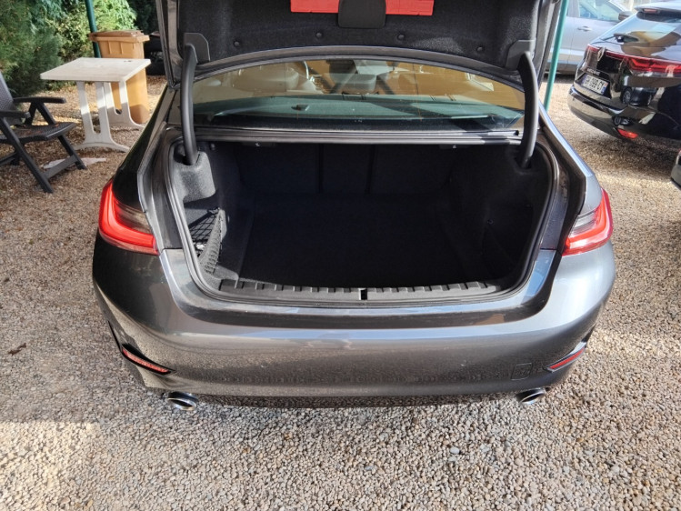 BMW 318I 2.0iA 156cv lounge boite auto