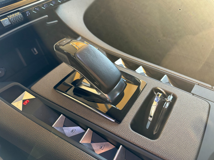 DS AUTOMOBILES DS7 CROSSBACK 1.6 hybrid e-tense 300cv 4x4 bastille +