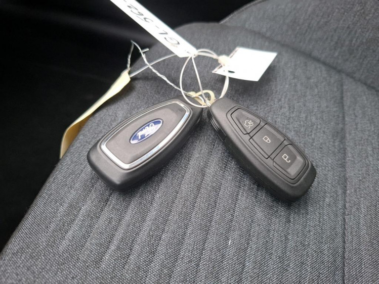 FORD FOCUS NOUVELLE 1.0 flexifuel &eacute;thanol 125cv mhev hybride active style 5portes