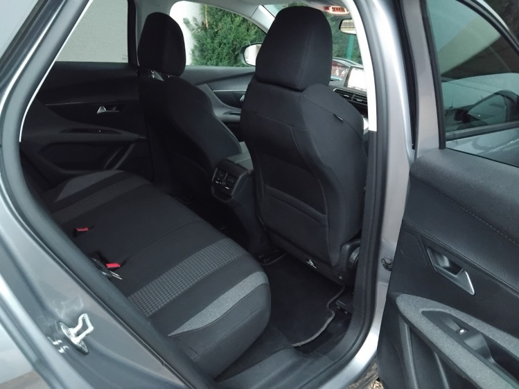 PEUGEOT 3008  1.5 bluehdi 130cv active business 