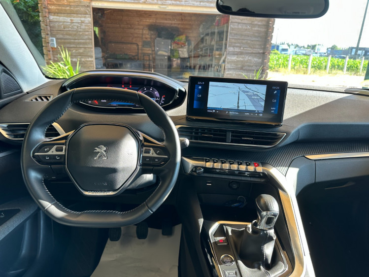 PEUGEOT 3008 NOUVEAU 1.5 bluehdi 130cv active pack + gps