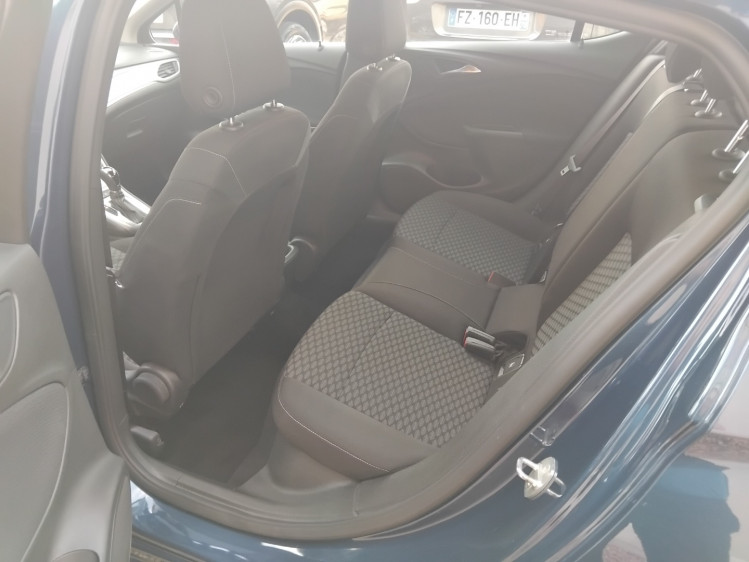 OPEL ASTRA BERLINE 1.5 diesel 122cv &eacute;dition 5portes boite auto 