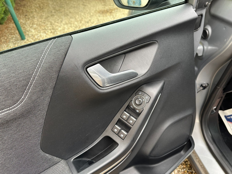 FORD PUMA 1.0 flexifuel 125cv mhev hybride titanium business