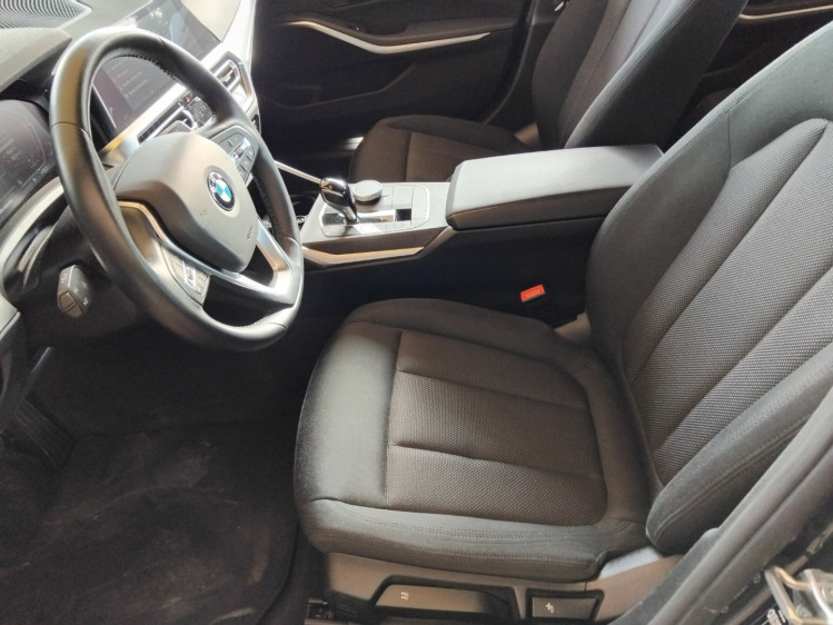 BMW 318I 2.0iA 156cv lounge boite auto