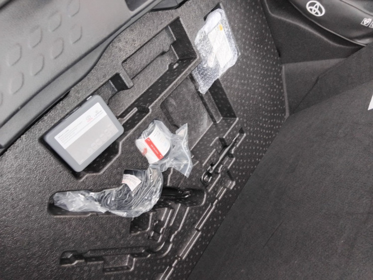 TOYOTA C-HR 1.8 hybride 122h dynamic business+ cvt boite auto 