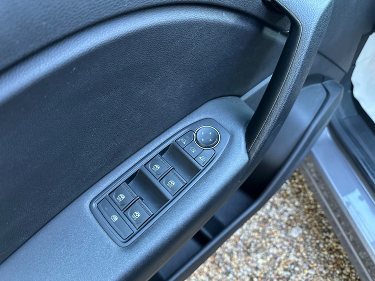 RENAULT CAPTUR 1.0 tce 90cv business