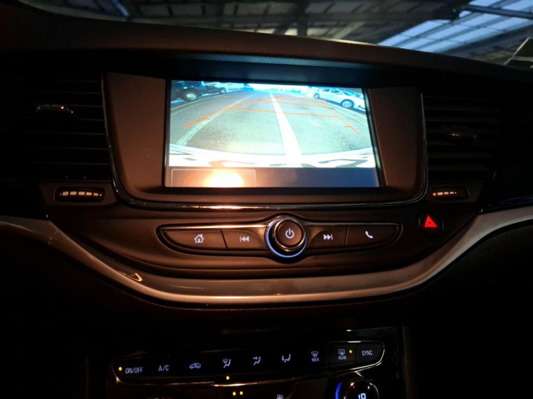 OPEL ASTRA BERLINE 1.5 diesel 122cv élégance business 5portes