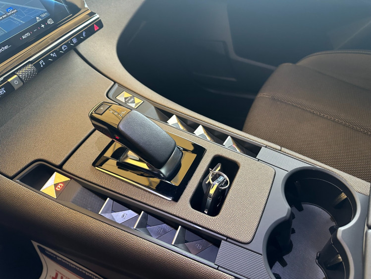 DS AUTOMOBILES DS7 CROSSBACK 1.6 hybrid 225cv rechargeable business e-eat8 boite auto