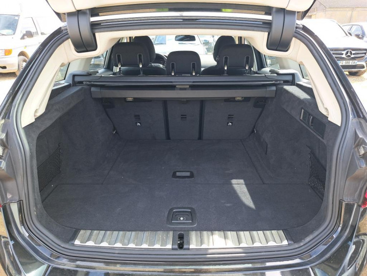 BMW 318I TOURING BREAK 2.0iA 156cv lounge boite auto