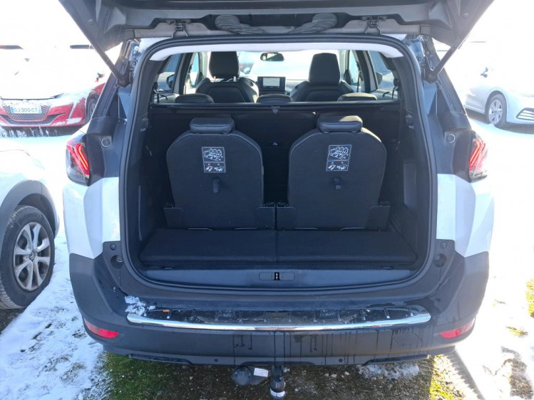 PEUGEOT 5008 NOUVEAU 1.5 bluehdi 130cv roadtrip 7places